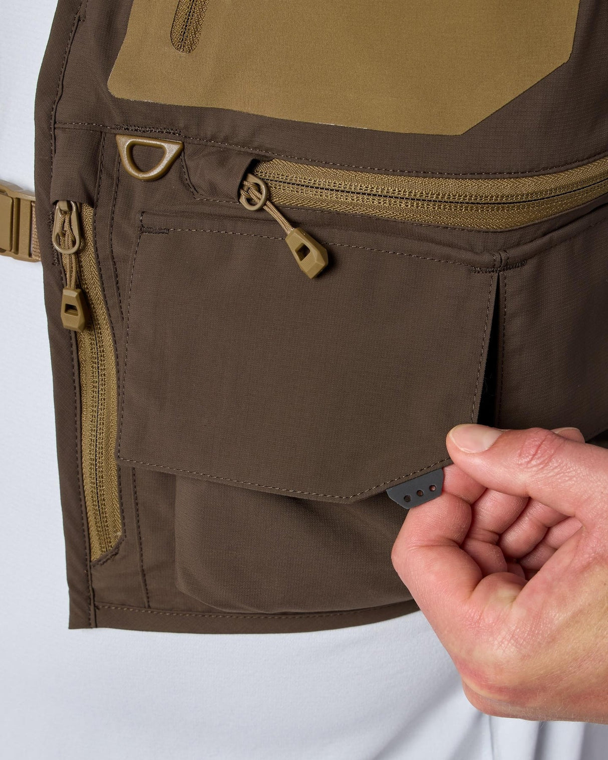 Simms Headwaters Vest