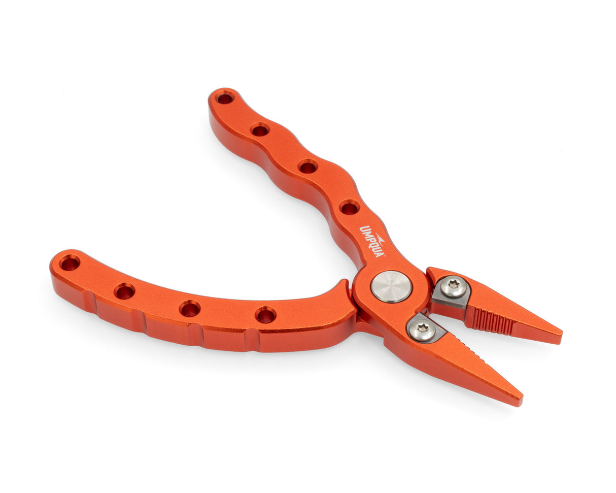 Umpqua RiverRun Plier with Sheath