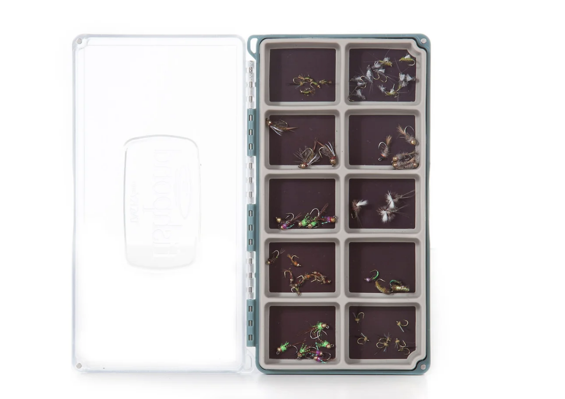 Fishpond Tacky Original River Mag image 0