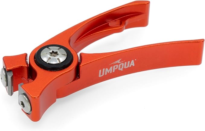 Umpqua RiverRun Nipper with Lanyard