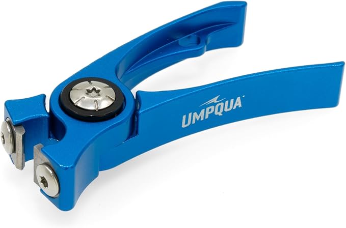 Umpqua RiverRun Nipper with Lanyard