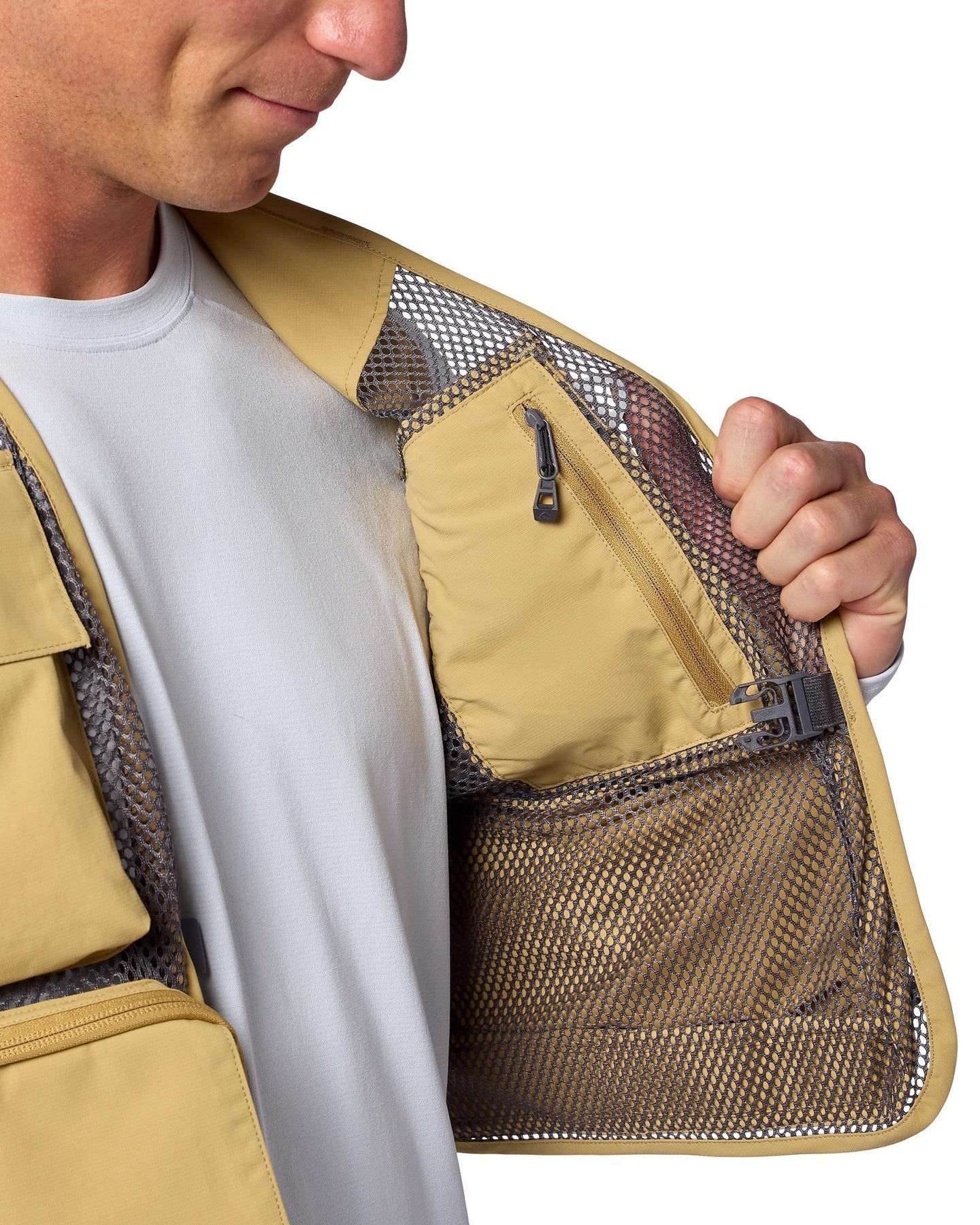Simms Tributary Fishing Vest – Yellowstone Angler