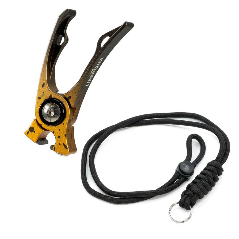 Umpqua RiverRun Nipper Artist Series w/ Lanyard