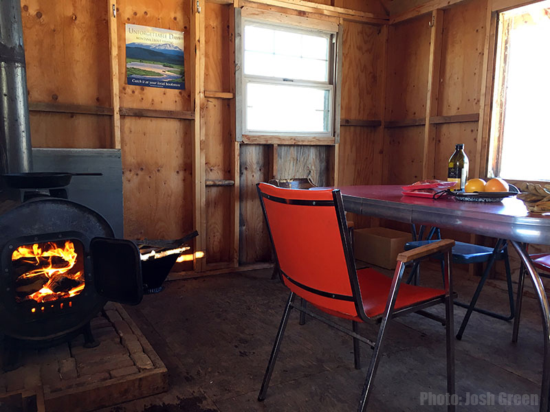 Yellowstone Angler warming hut